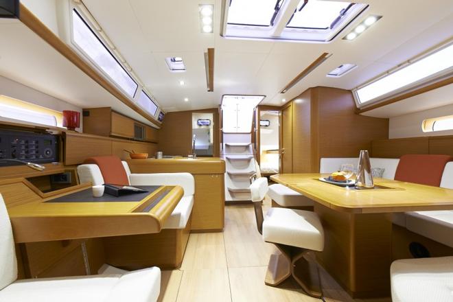 Sun Odyssey 469 interior ©  SW